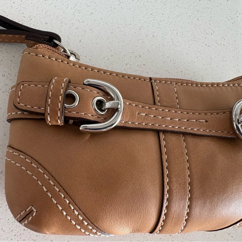 Coach Y2K Soho Beige leather Coin Purse keychain New with tags - Picture 2 of 12
